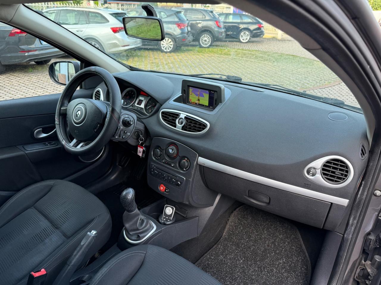 Renault Clio 1.2 16V 5 porte GPL Confort OK NEOPATENTATI
