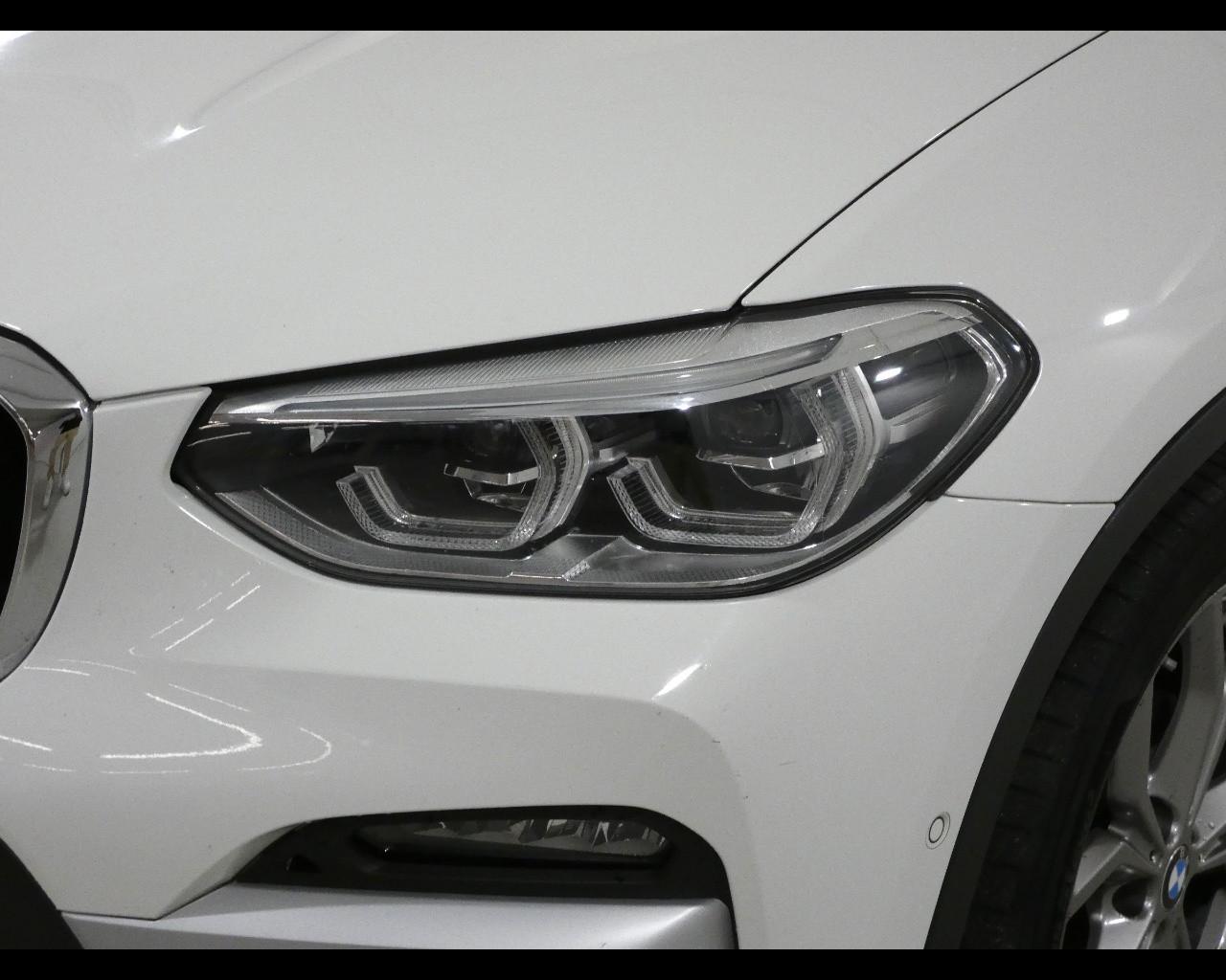 BMW X3 (G01/F97) - X3 sDrive18d xLine