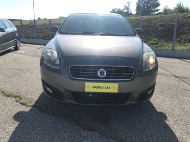 Fiat Croma 1.9 Multijet 16V aut. Must