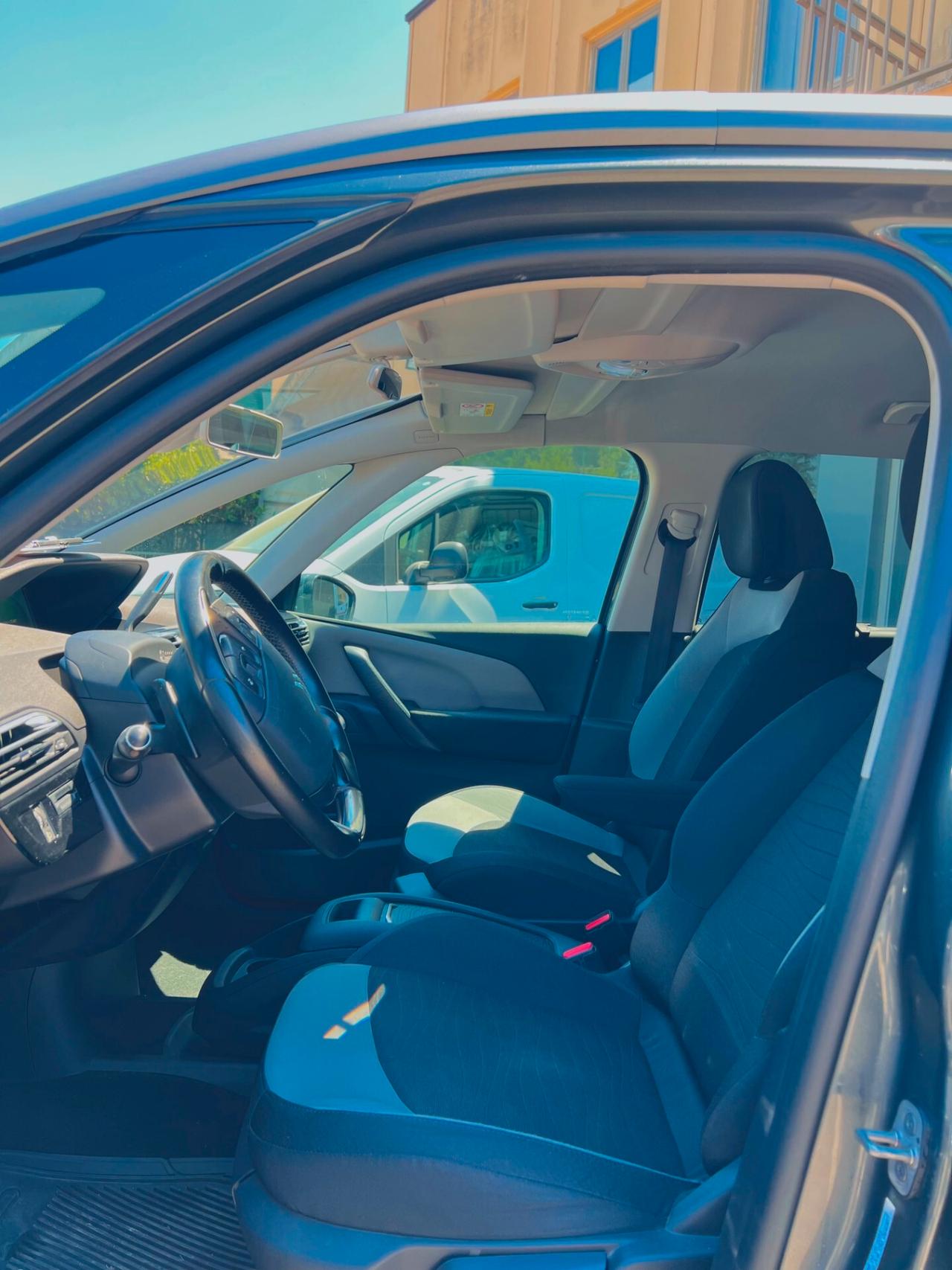 Citroen Grand C4 Picasso BlueHDi 120 S&S EAT6 Exclusive