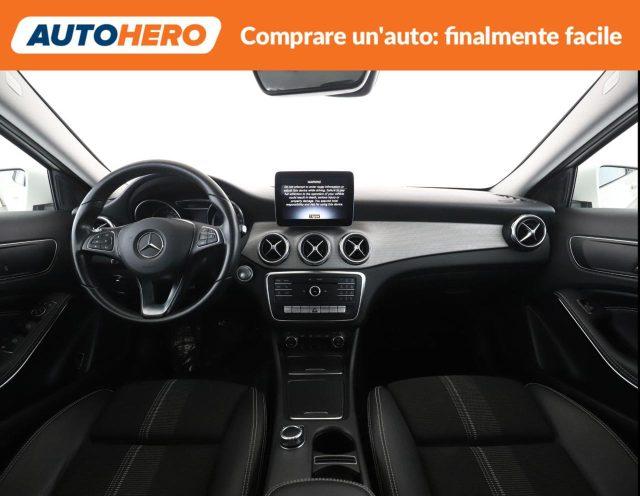 MERCEDES-BENZ GLA 200 d Automatic Sport