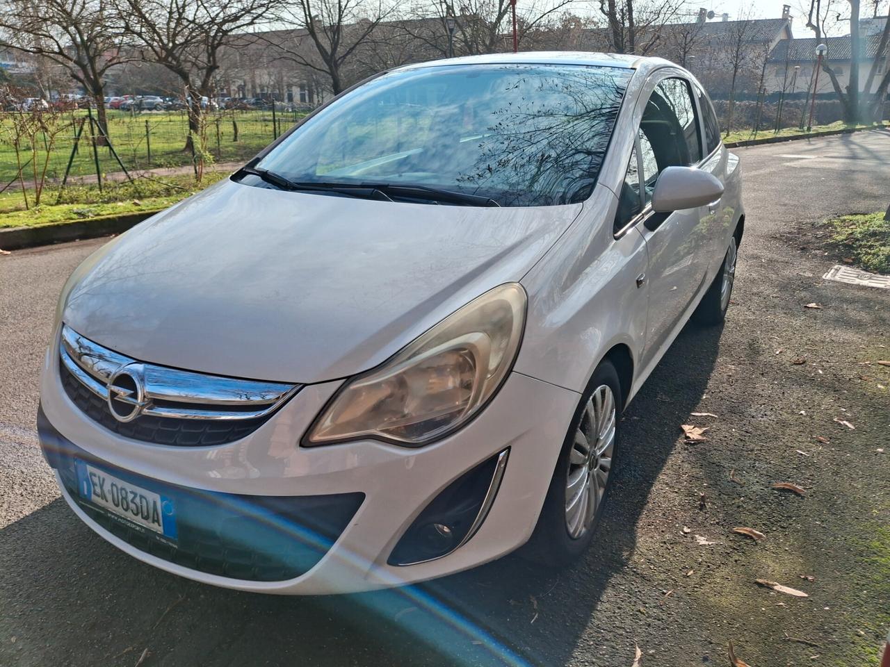 Opel Corsa 1.2 80CV 3 porte GPL-TECH Club benzina