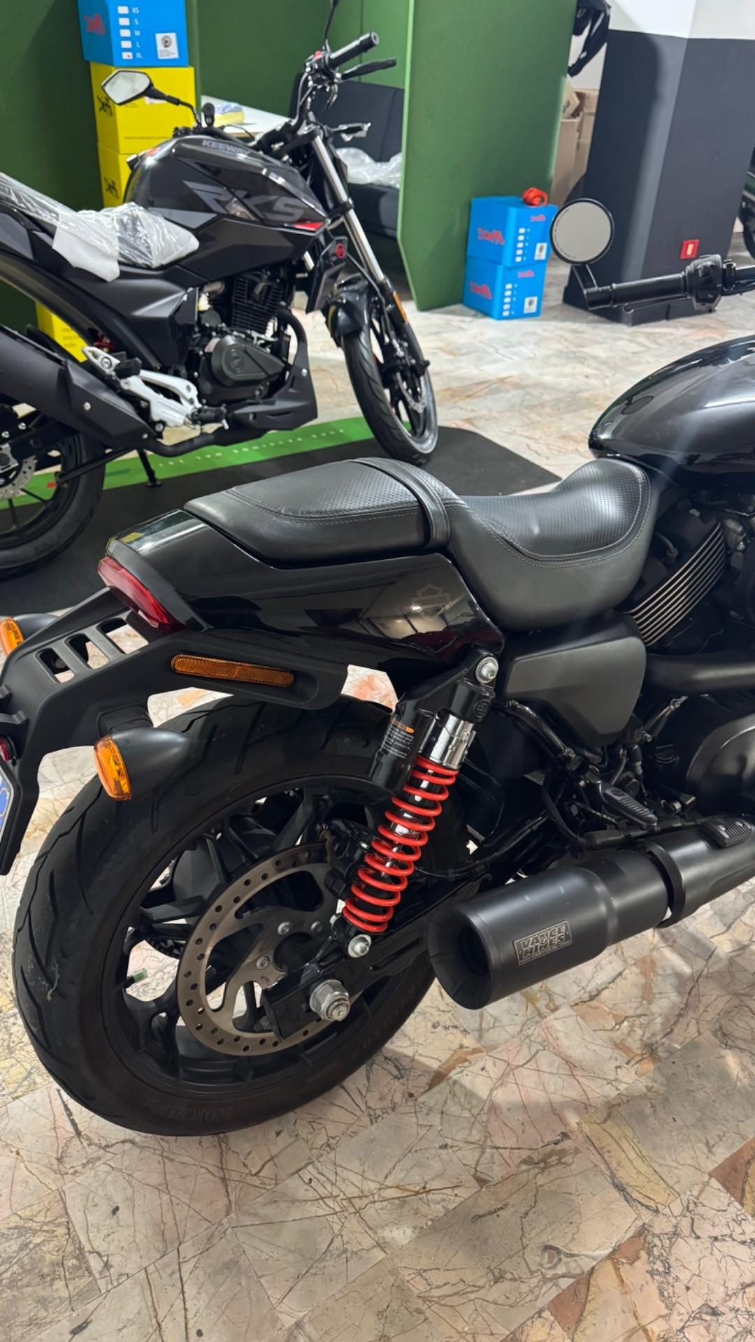HARLEY DAVIDSON STREET ROD 750 02/2019 7.400 KM