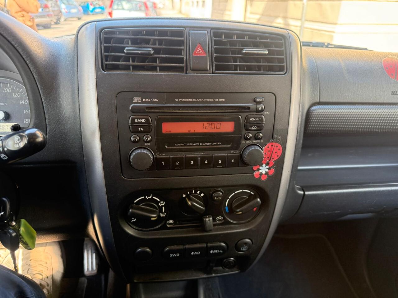 Suzuki Jimny 1.3i 16V cat 4WD JLX Più