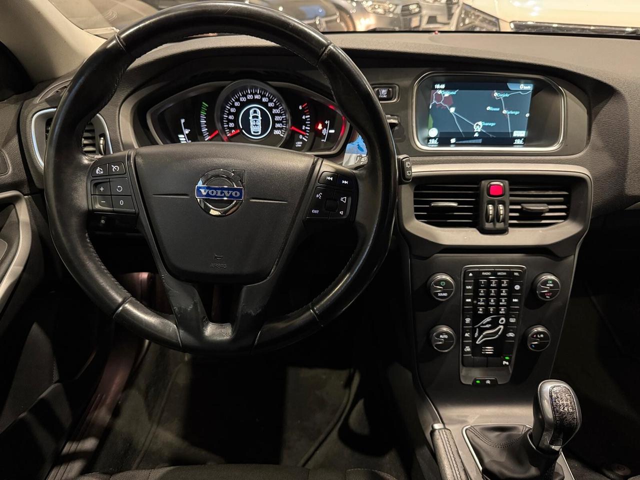 Volvo V40 D2 1.6 Momentum