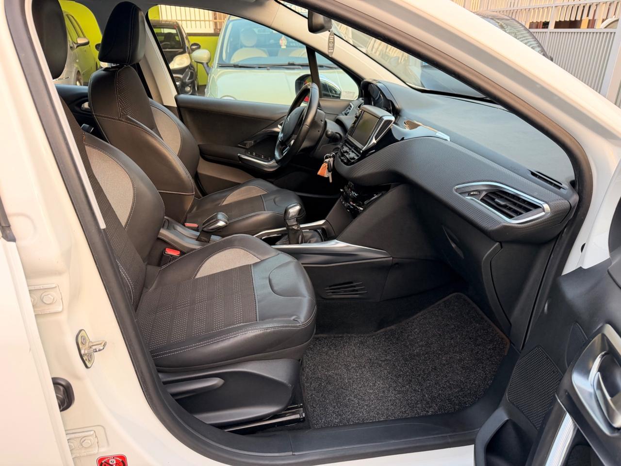 Peugeot 2008 1.6 e-HDi 92 CV Stop&Start Allure