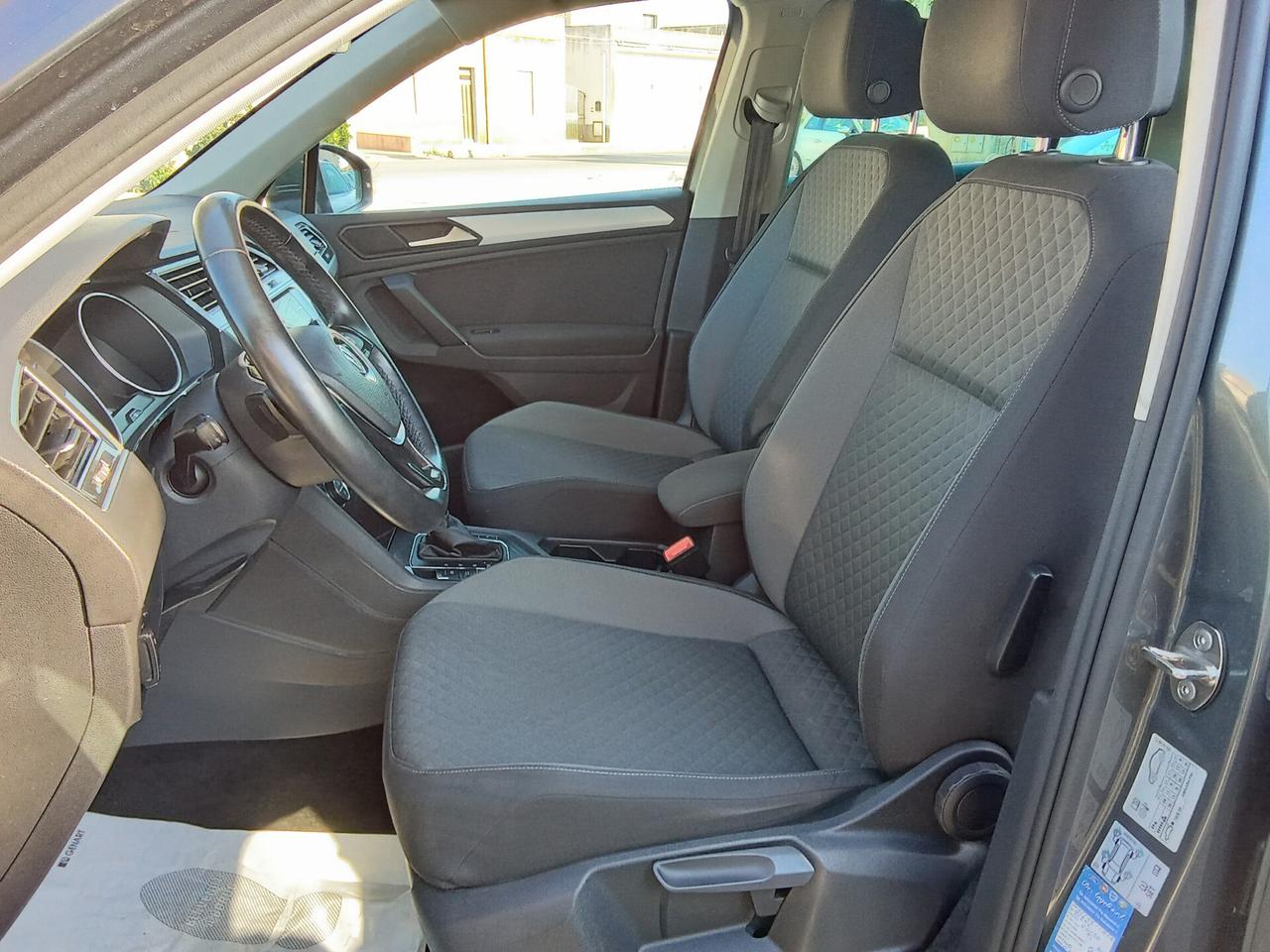 Volkswagen Tiguan 2.0 TDI SCR DSG Business BlueMotion Technology