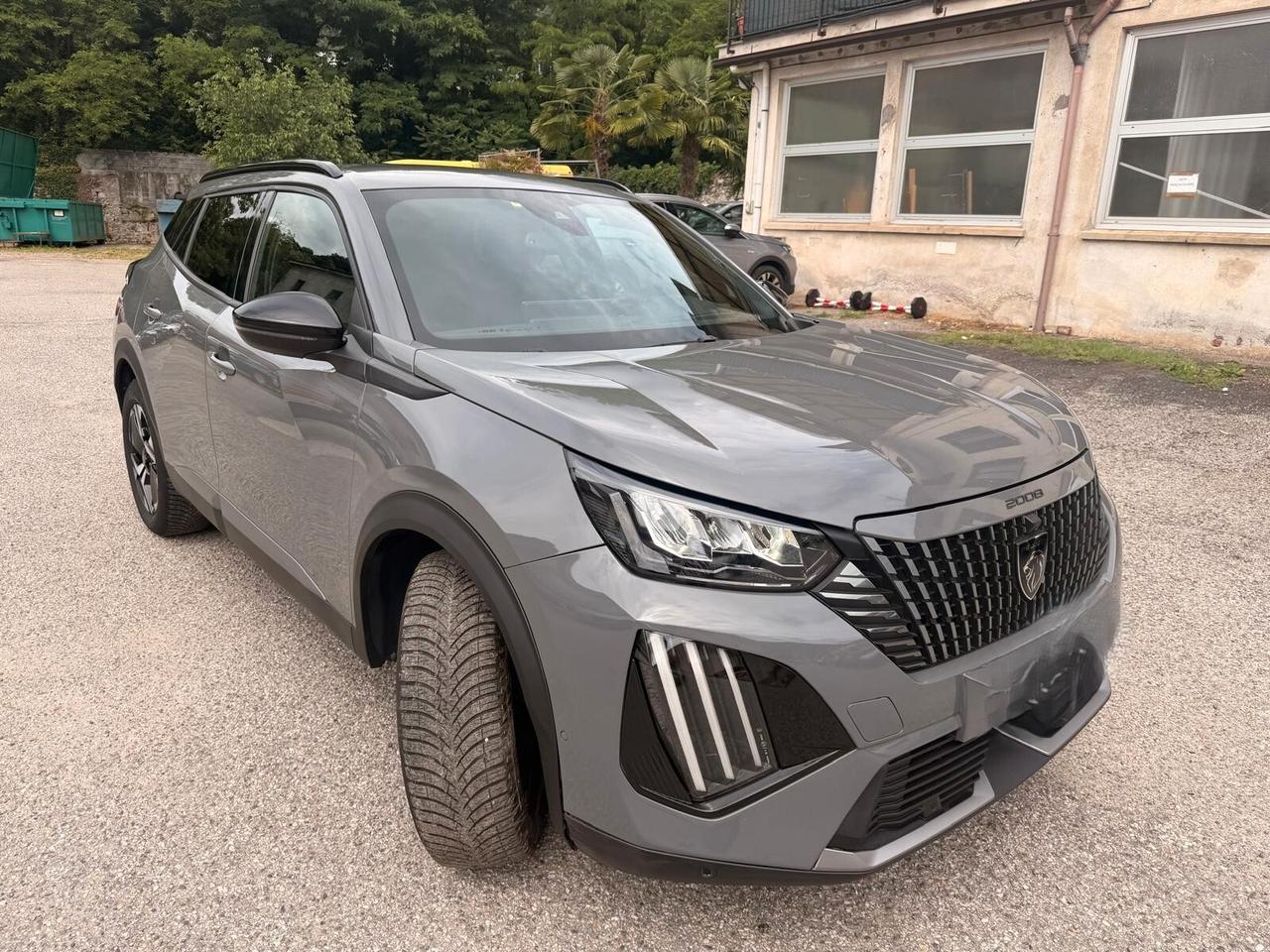 Peugeot 2008 PureTech 130 S&S EAT8 GT