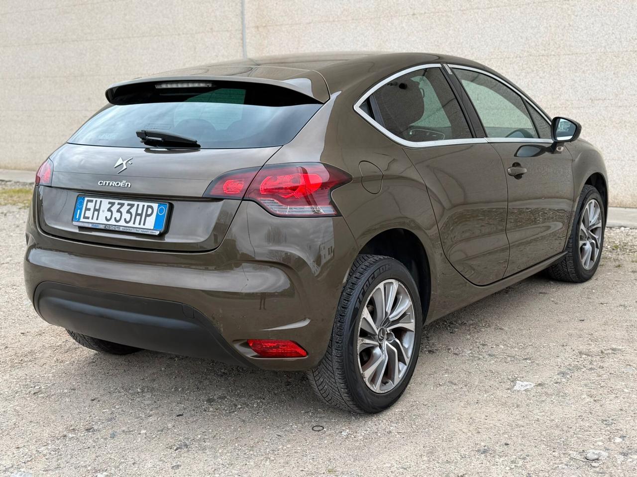 DS4 1.6 e-HDi Berlina 110cv Euro 5B