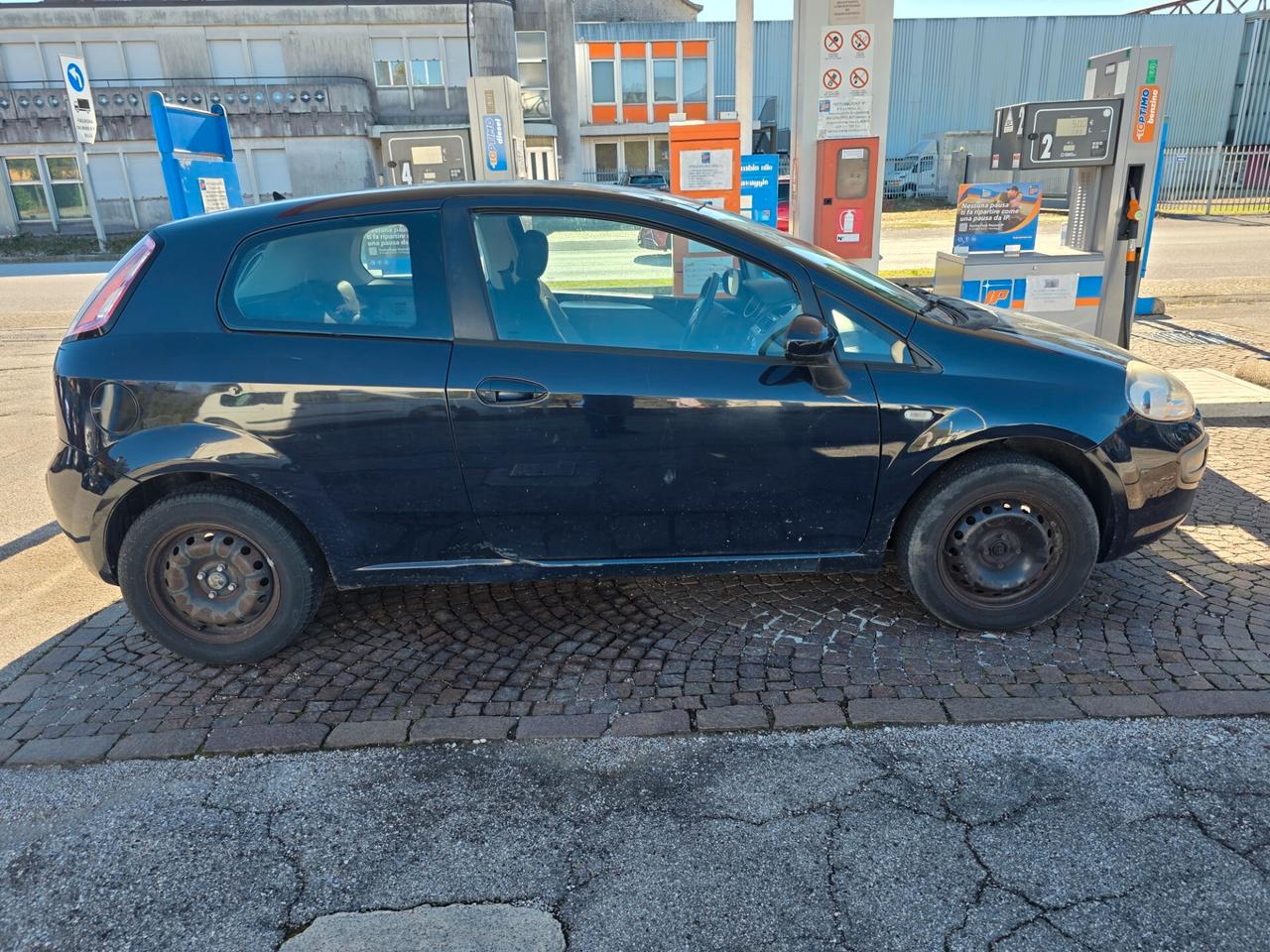 Fiat Punto Evo 1.4 3 porte Dynamic con 186.000km Neopatentati ok