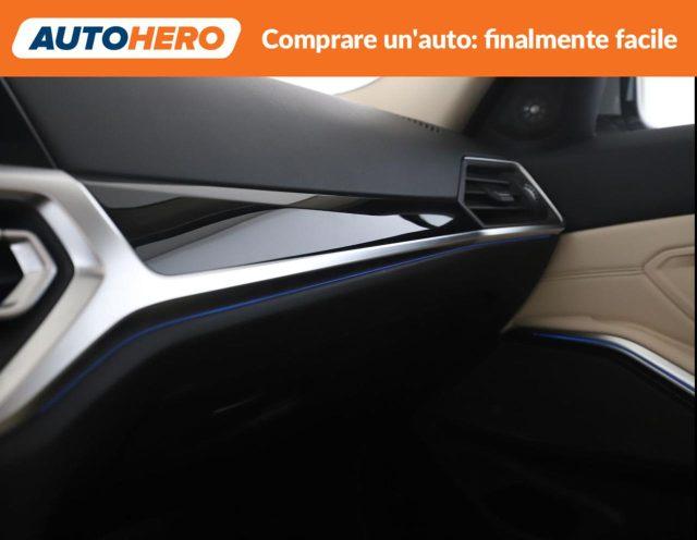 BMW 330 e xDrive Touring Luxury