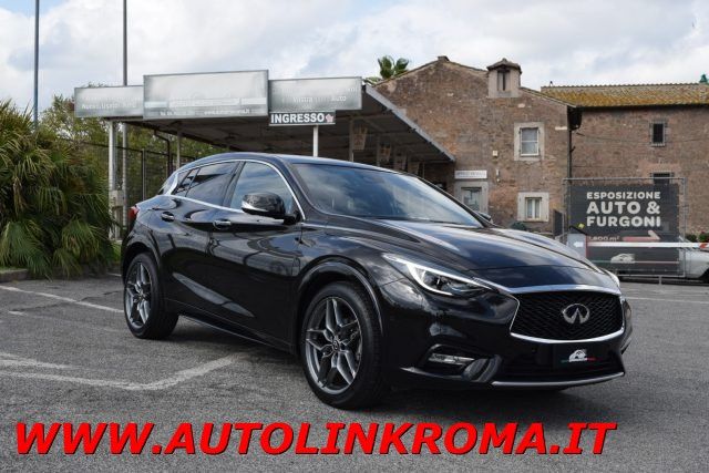 INFINITI Q30 1.6 turbo DCT Luxe 156 CV