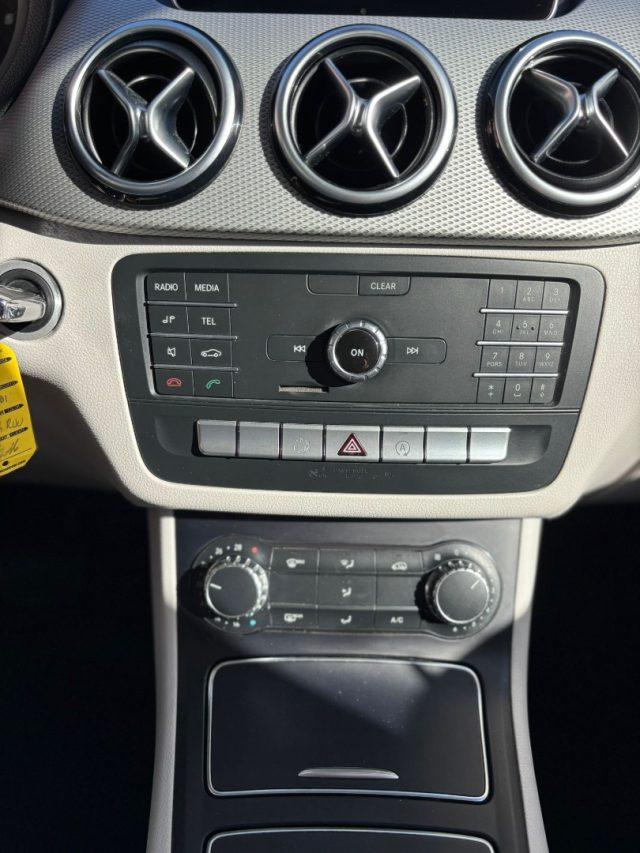 MERCEDES-BENZ B 180 d Automatic Business