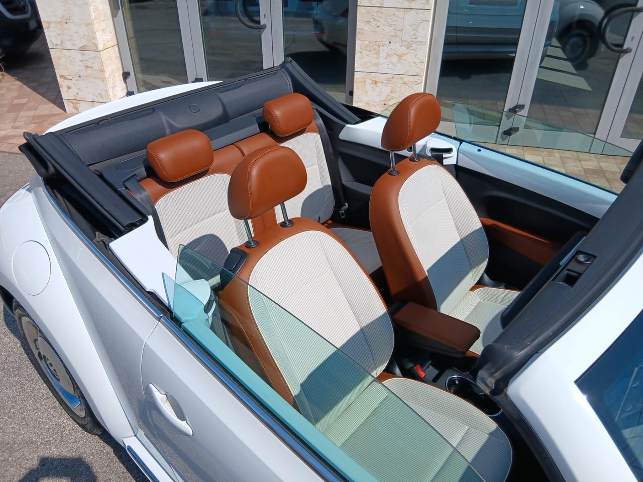 Volkswagen Maggiolino Cabrio 1.2 TSI "Cup"