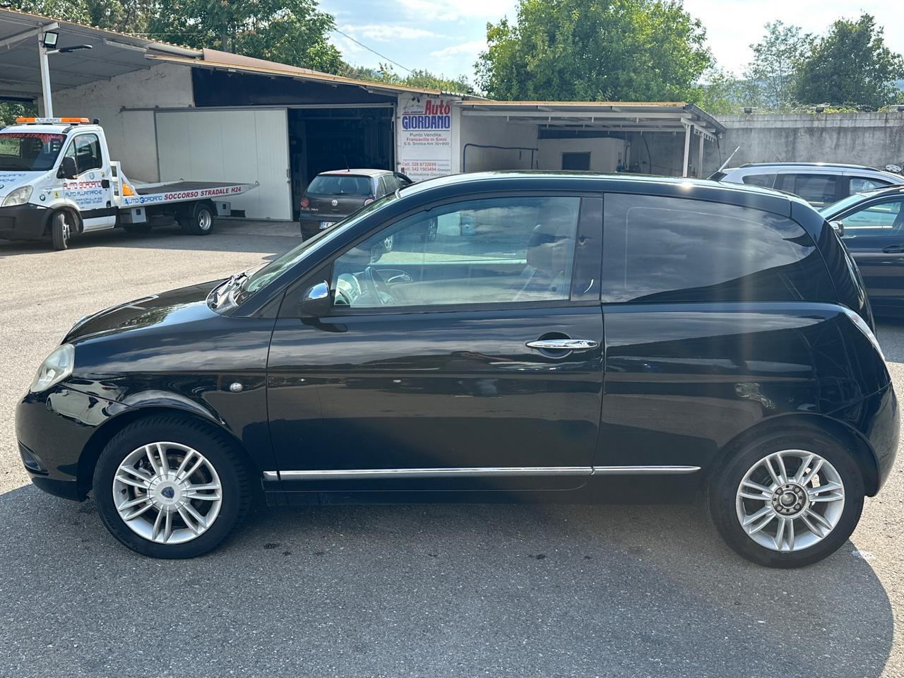 Lancia Ypsilon 1.3 MJT 90 CV Oro