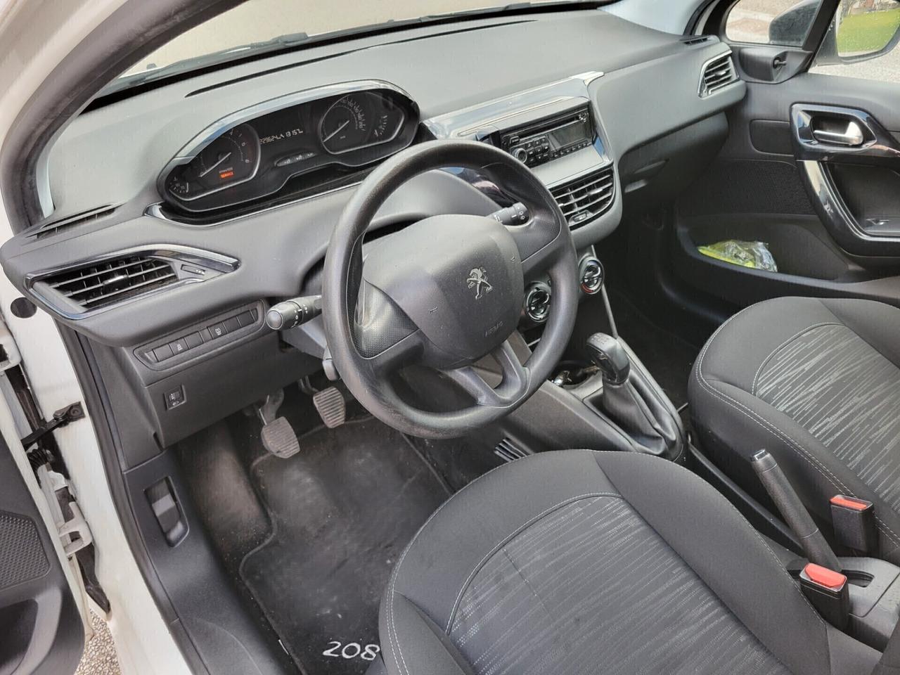 Peugeot 208 1.6 BlueHDi 75cv Active AUTOCARRO 2 POSTI NEOPATENTATI