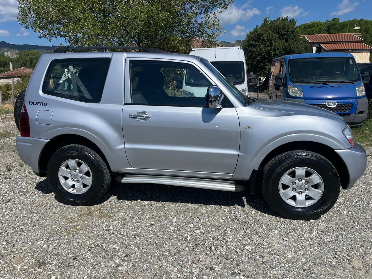 Mitsubishi Pajero 2.5 TDI 3p. GLX