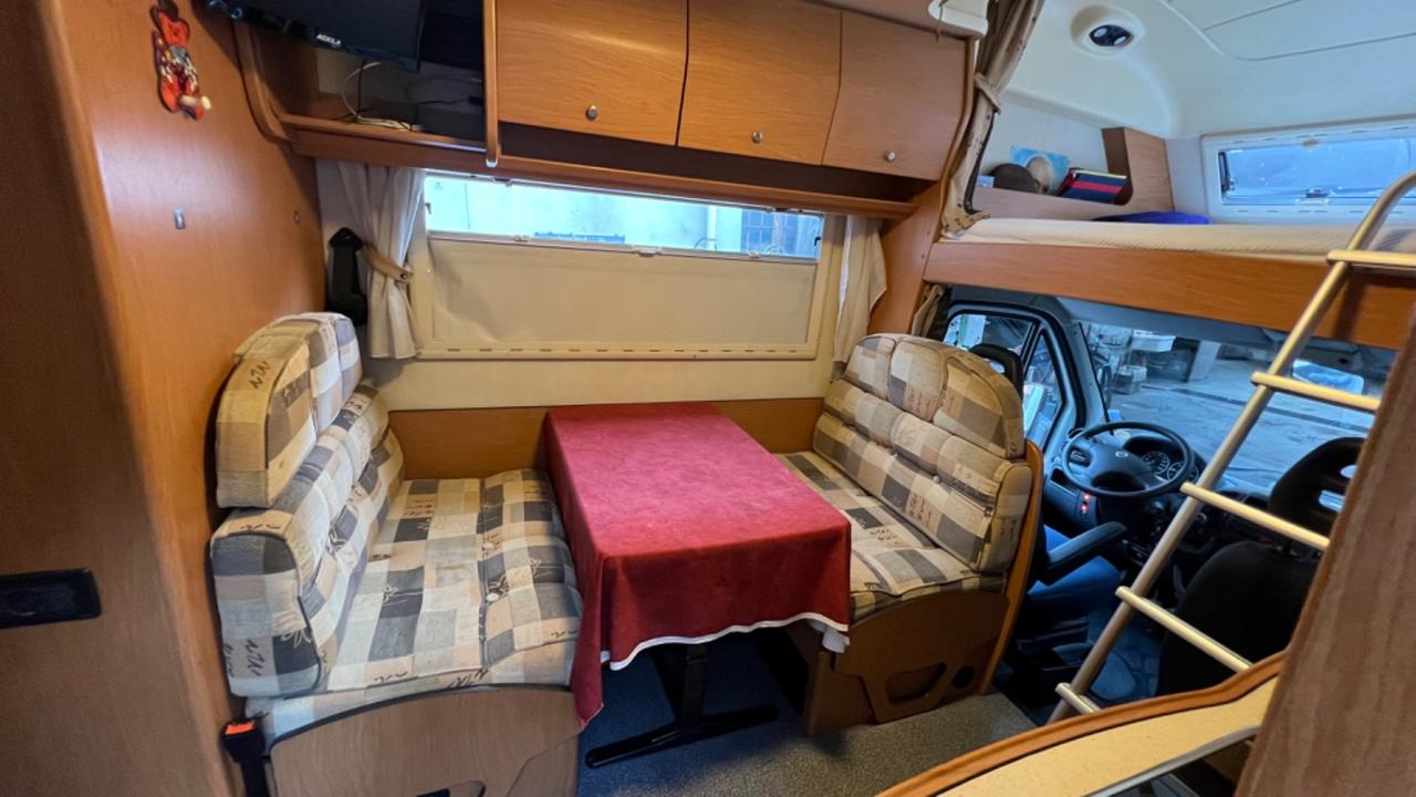 CAMPER FIAT DUCATO laika 8.1