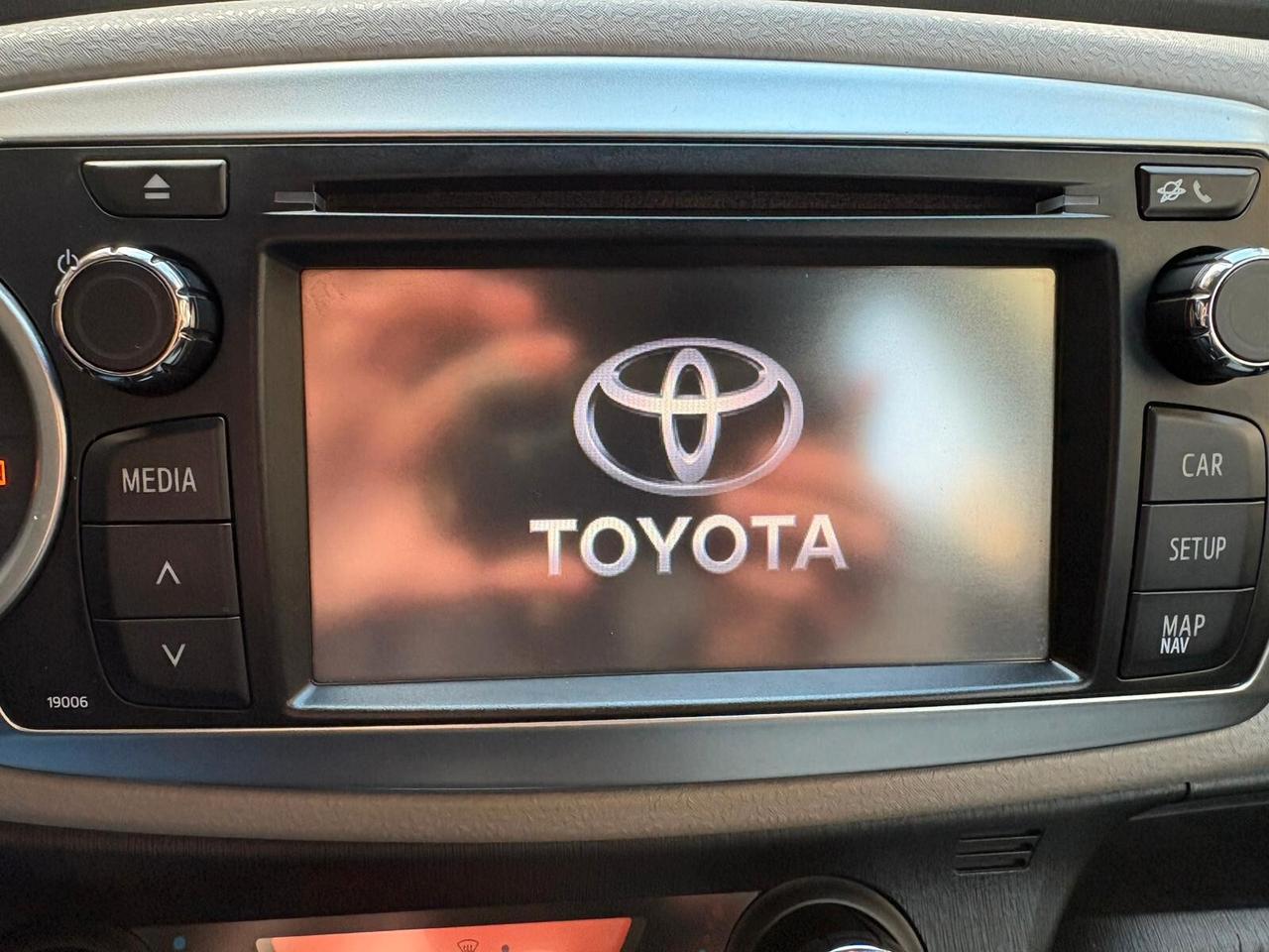 Toyota Yaris 1.3 5 porte Lounge