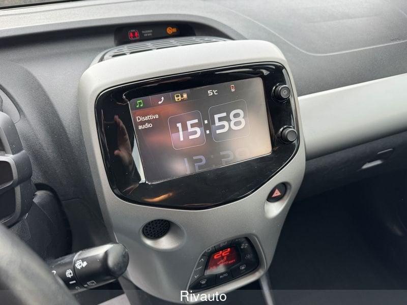 Toyota Aygo 1.0 VVT-i x-play TSS