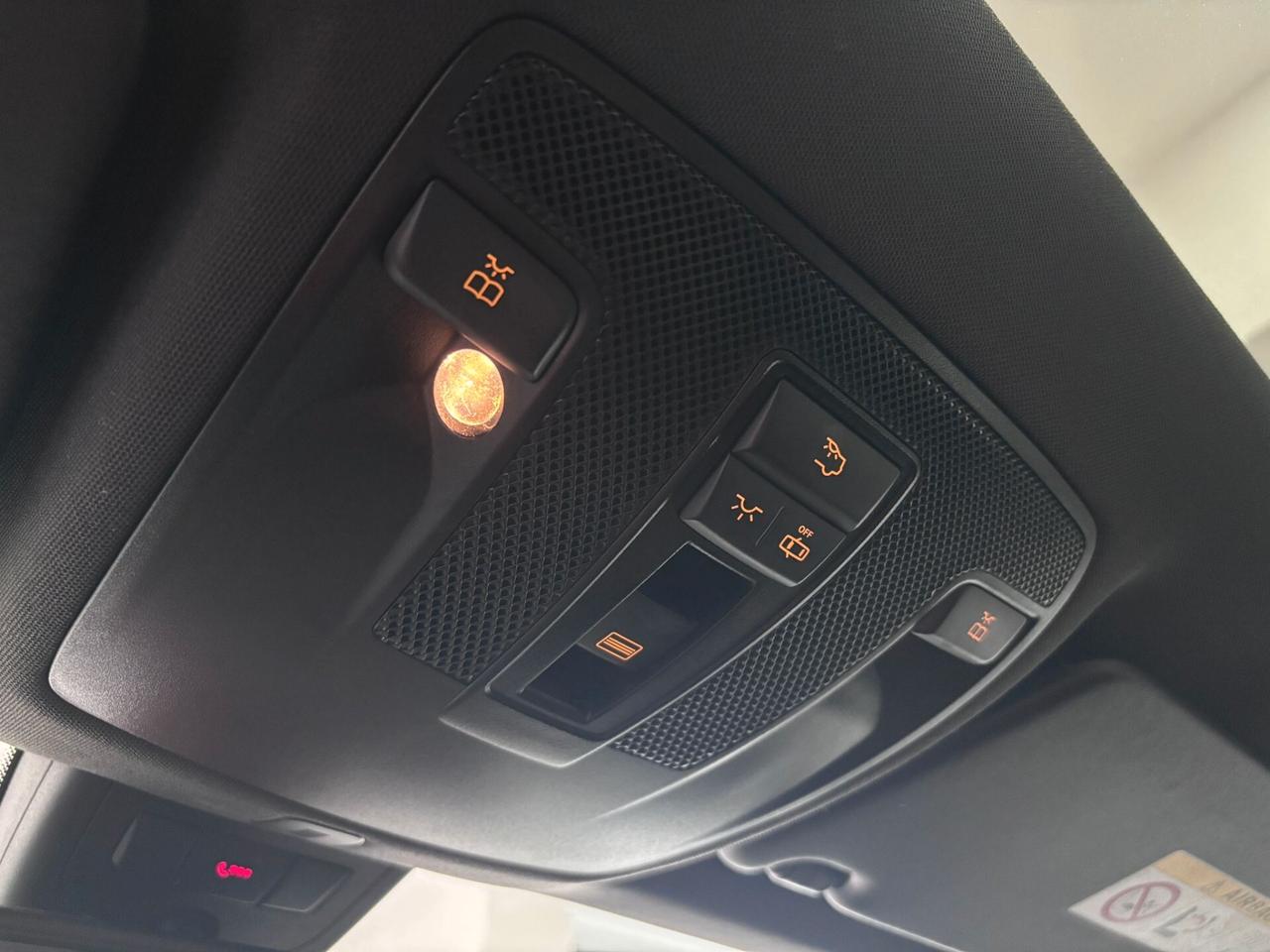 MERCEDES-BENZ A180D PREMIUM AMG TETTO-NAVI-LED