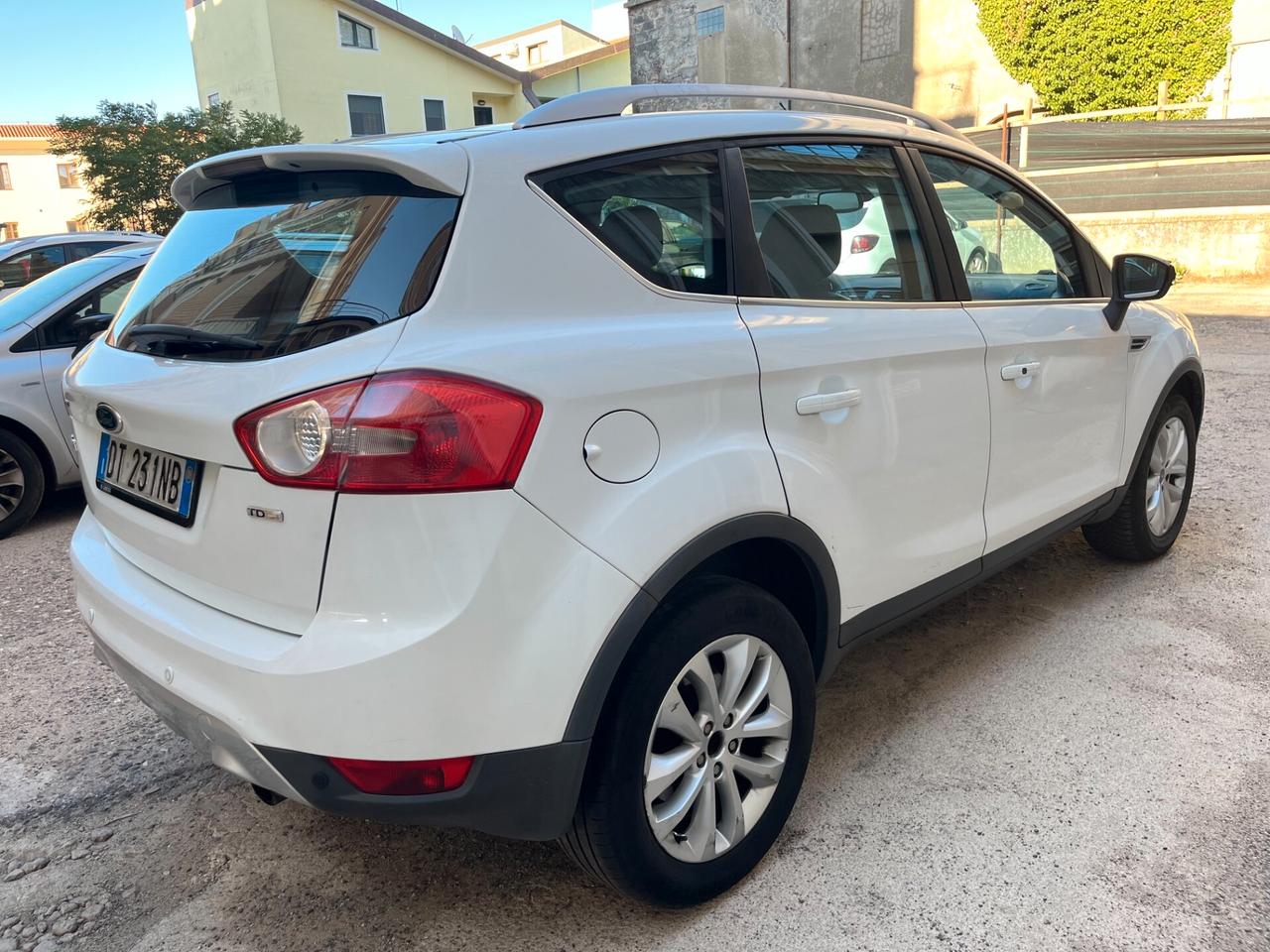 Ford Kuga 2.0 TDCi 136 CV 4WD Titanium DPF