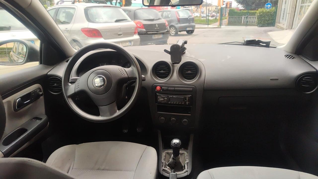 Seat Ibiza 1.2 12V 5p. Stella