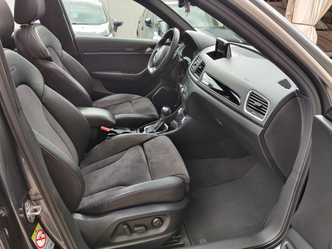 Audi RSQ3 RS 2.5 TFSI quattro S tronic