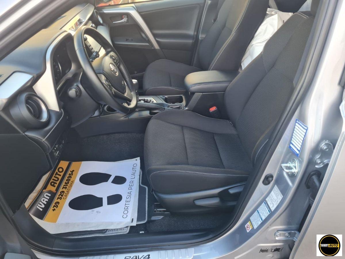 TOYOTA RAV4 2.5 Hybrid 4WD Dynamic-34.000 Km.