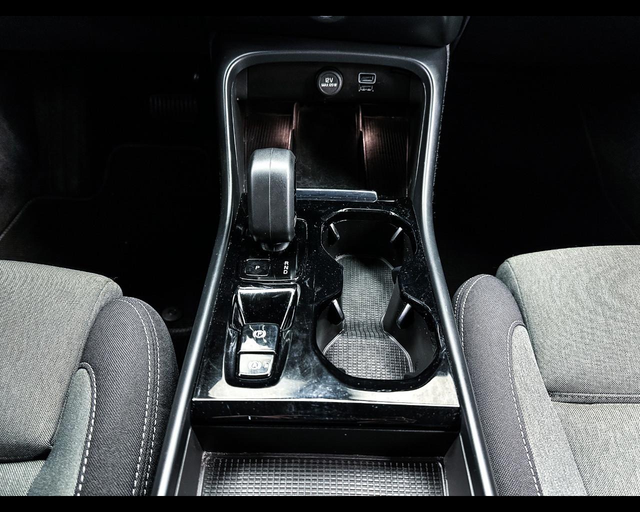 VOLVO XC40 (2017-->) - XC40 T5 Recharge Plug-in Hybrid automatico Plus Dark