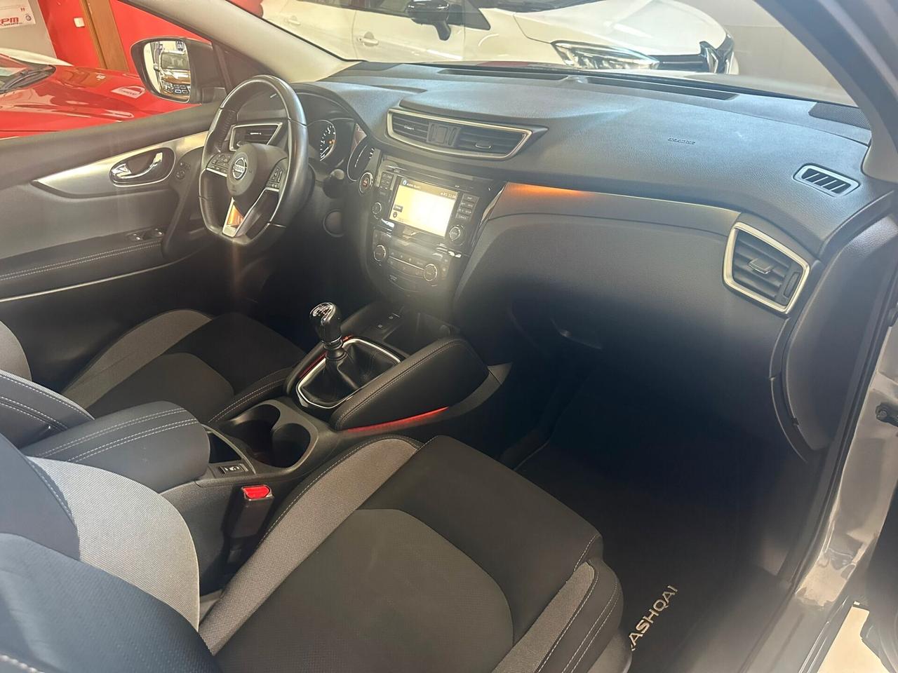 Nissan Qashqai 1.6 dCi 2WD N-Connecta