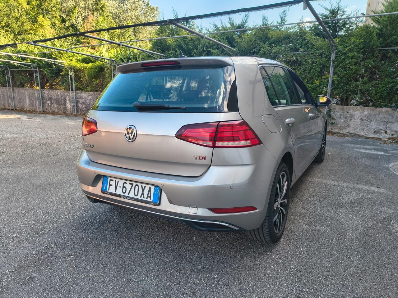 VOLKSWAGEN GOLF 1.6 TDI 115 CV 5P BUSINESS
