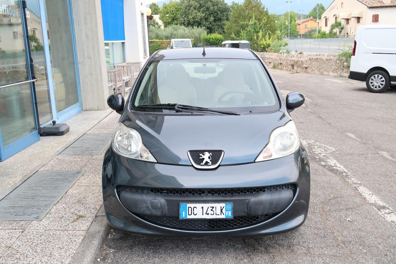 Peugeot 107 1.0 68CV 5p. Automatica