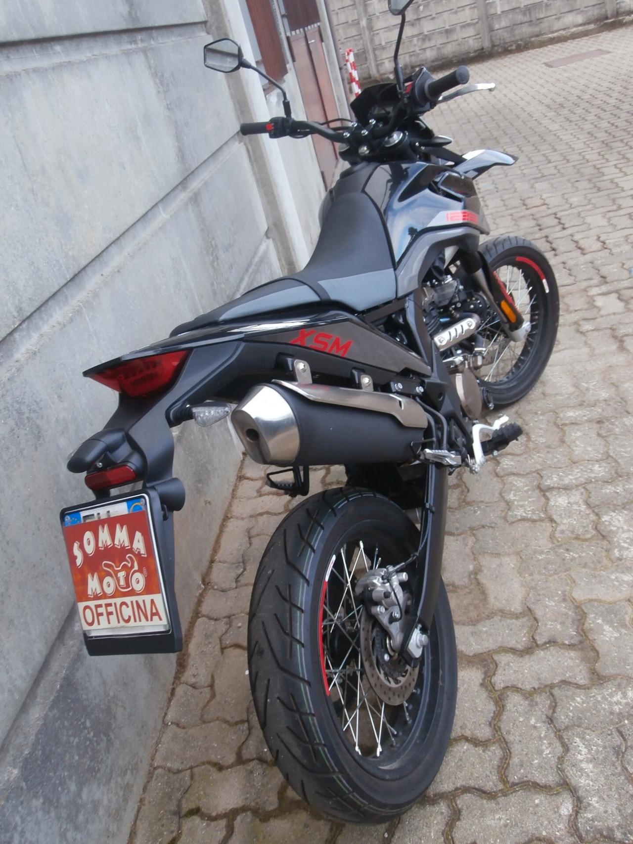 Malaguti XSM 125 (2021 - 26) Passaggio incluso, tagliandato e garantito