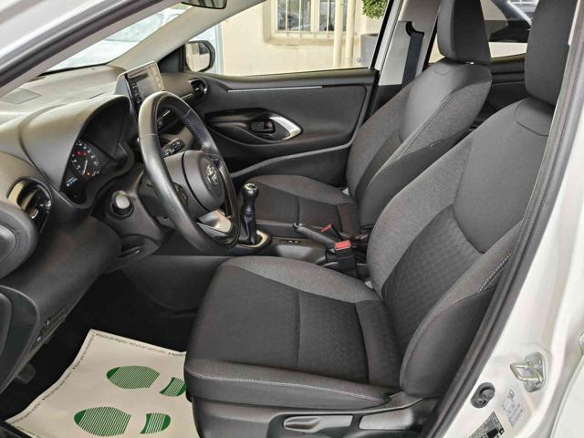 TOYOTA Yaris 1.0 5 porte Active
