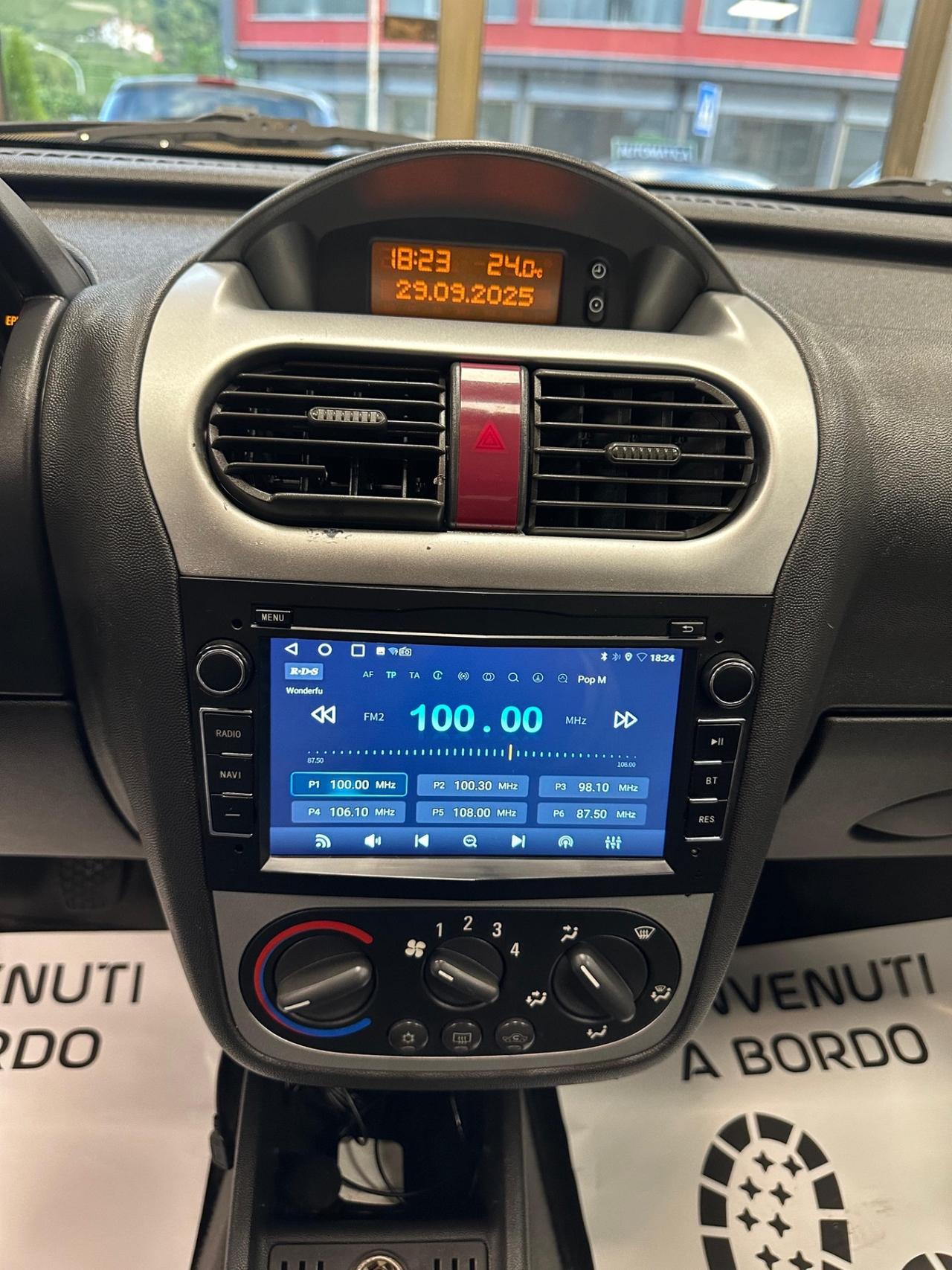 Opel Corsa 1.2i 16V cat 3 porte Sport