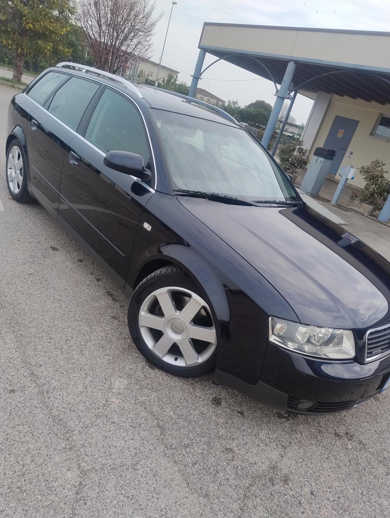 Audi A4 2.5 V6 TDI/180 CV cat Avant quattro