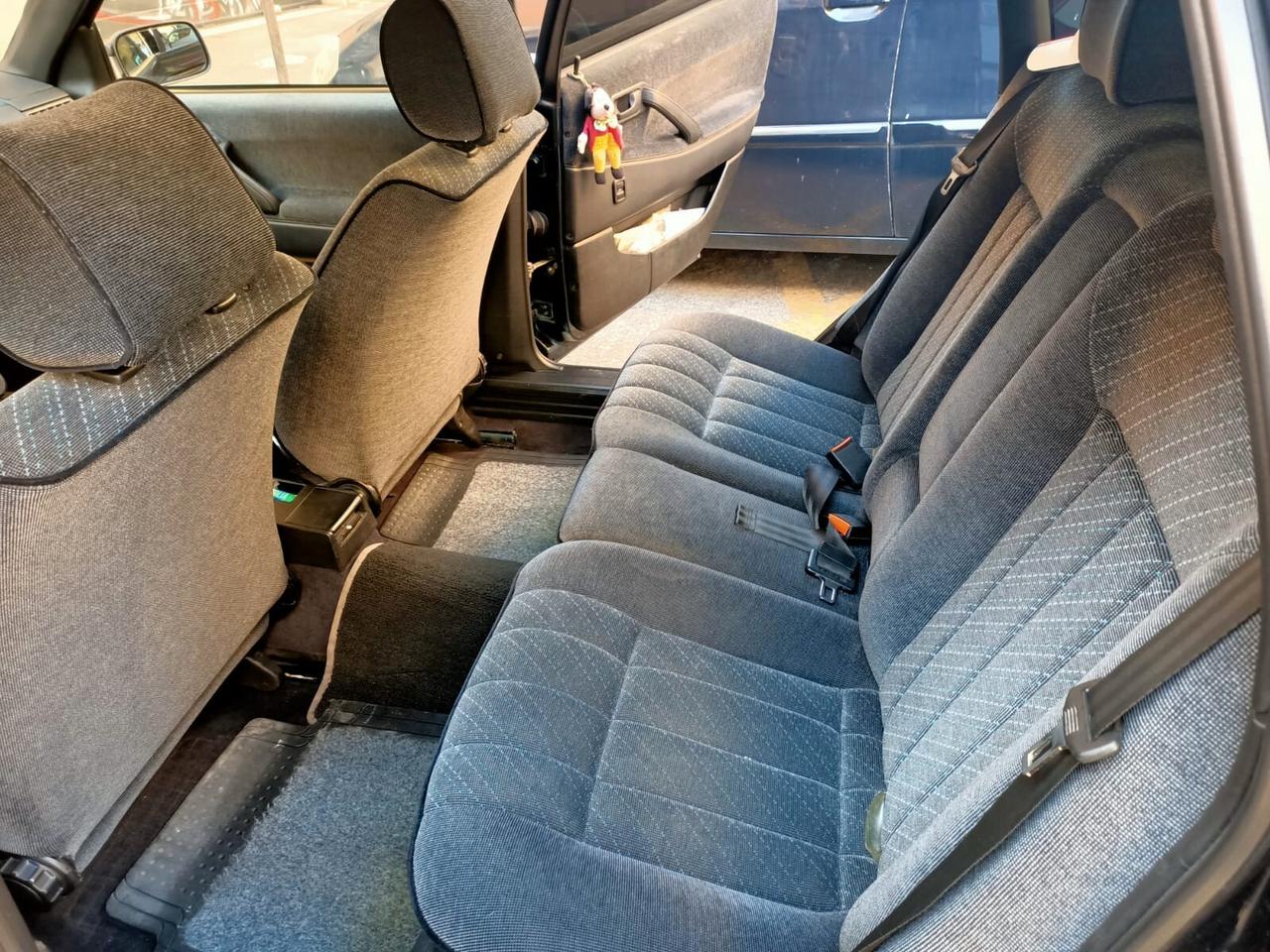 Volkswagen Passat 2.0i 16V cat Variant GT