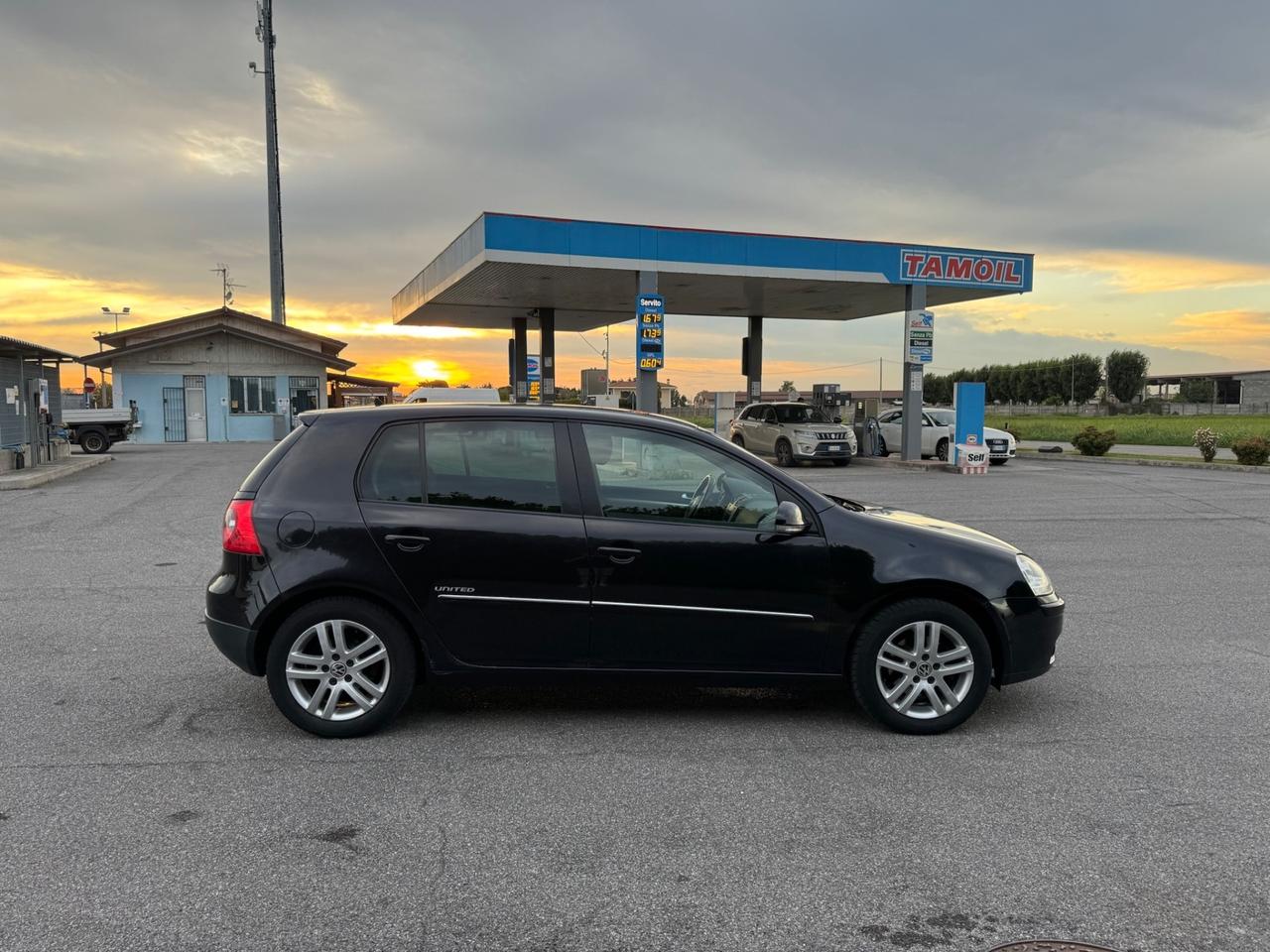 Volkswagen Golf 1.4 59kw 5p. Comfortlineok neopatentati
