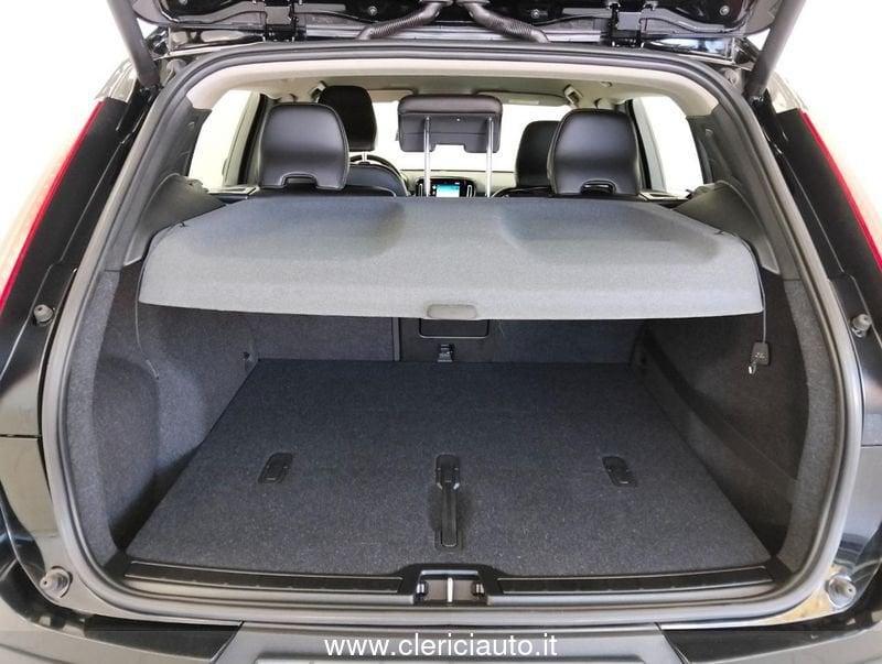 Volvo XC40 D4 AWD Geartronic Momentum