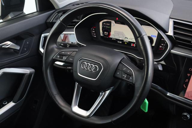 AUDI Q3 35 TDI quattro S tronic Business