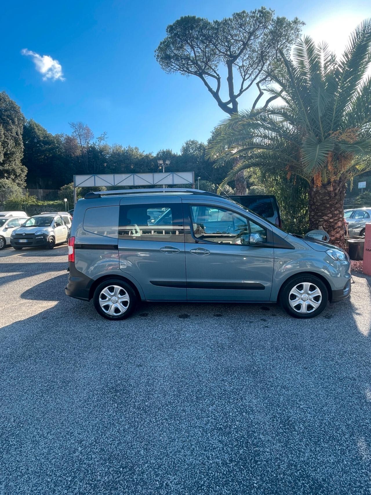 Ford Transit Courier 1.0 EcoBoost 100CV Van Trend CLIMA CRUISE MULTIFUNZIONE 5 POSTI