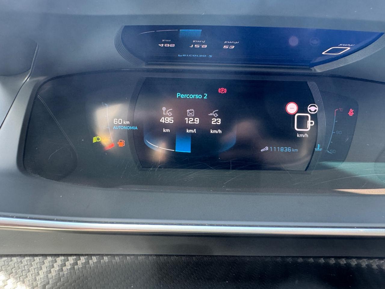 Peugeot 2008 BlueHDi 130 S&S EAT8 Allure