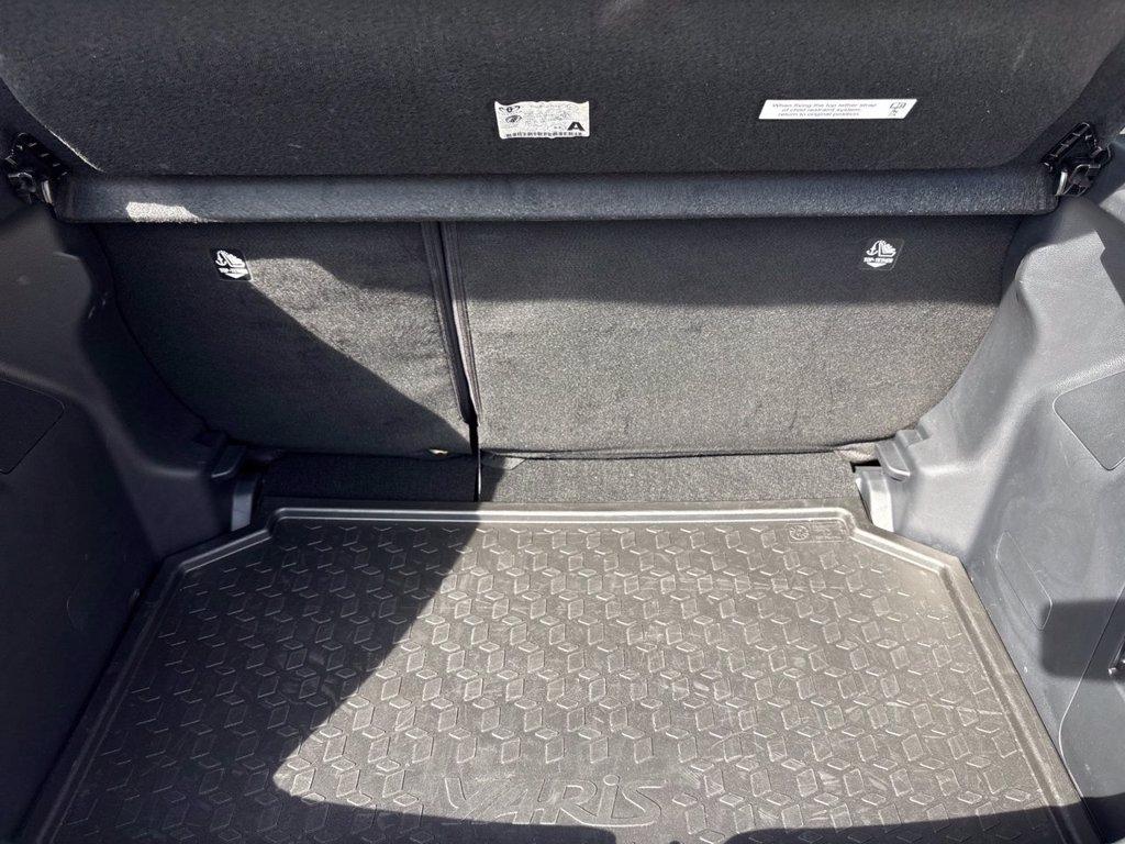 TOYOTA Yaris 1.5h trend del 2022