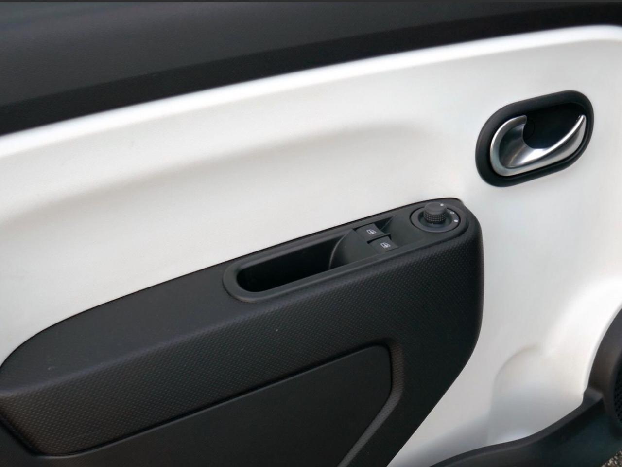 Renault Twingo Electric Zen Perfetta Si Neopatentati