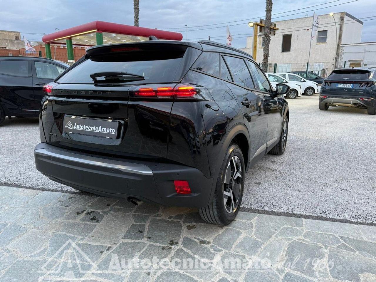 Peugeot 2008 PureTech 100 S&S Allure Pack