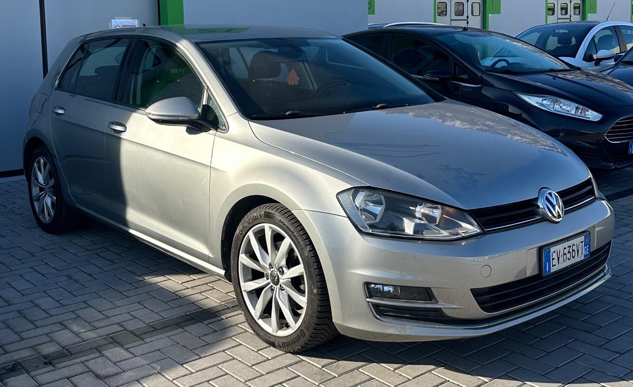 Volkswagen Golf 2.0 TDI 5p. Highline BlueMotion Technology