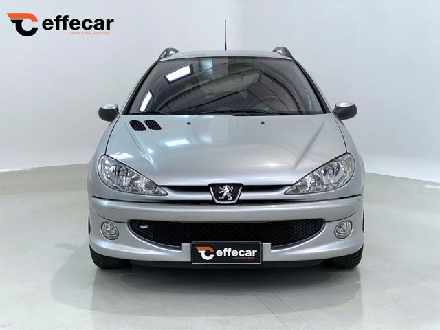 PEUGEOT 206 1.4 16V SW Quiksilver