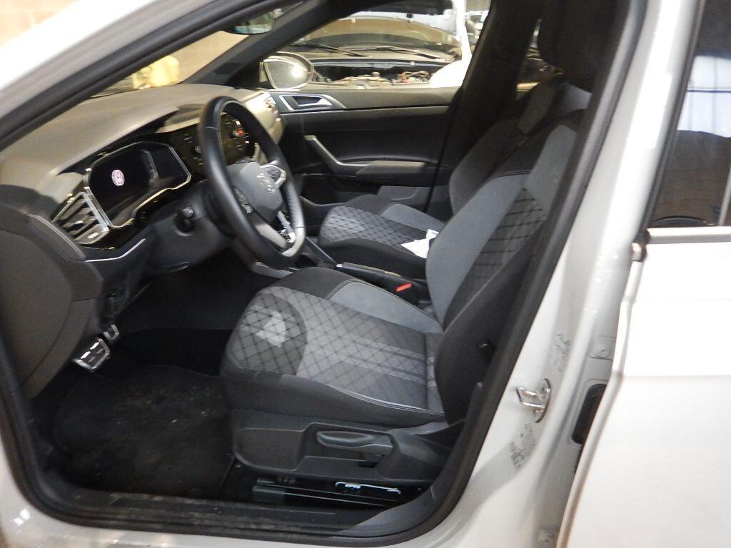 Volkswagen Taigo 1.0 TSI 115 CV DSG R-Line