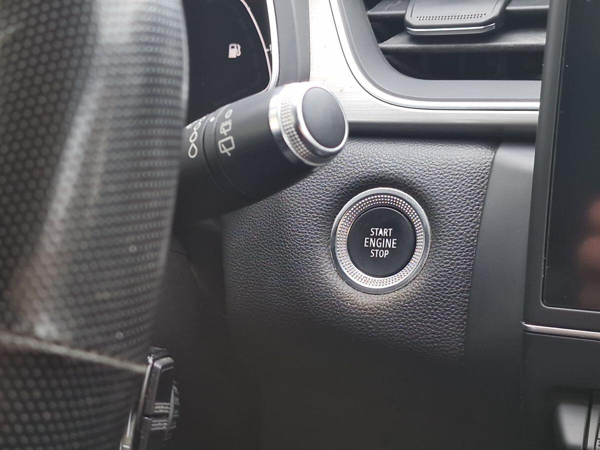 RENAULT CAPTUR 1.5 INTENSE